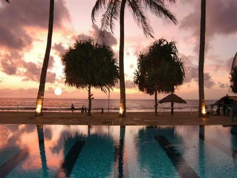 Hotel Sunset Beach Negombo 3*,  Sri Lanka